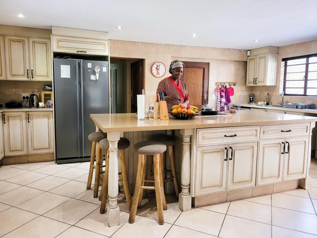 Blue Hills Lodge Midrand Eksteriør bilde