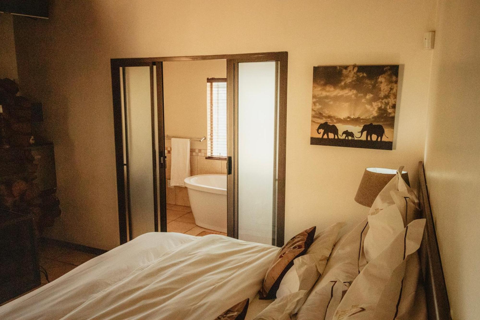 Blue Hills Lodge Midrand Eksteriør bilde